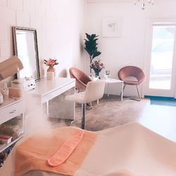 Emes Esthetics - Book your customized Facial starting at $60!