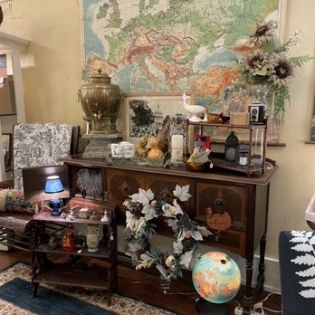 When Pigs Fly - Unique home decor and more! - Thrift Stores Near Me - Norwalk, Ohio