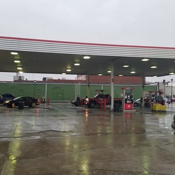 Speedway - a gas station in the rain - Gas Stations Near Me - Shelbyville, Indiana Speedway - a gas station in the rain - Gas Stations Near Me - Shelbyville, Indiana