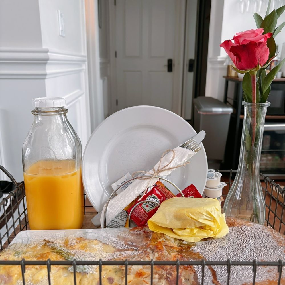 The Vine House Bed & Breakfast - Amazing breakfast Tray - Bed & Breakfast Near Me - Temecula, California The Vine House Bed & Breakfast - Amazing breakfast Tray - Bed & Breakfast Near Me - Temecula, California