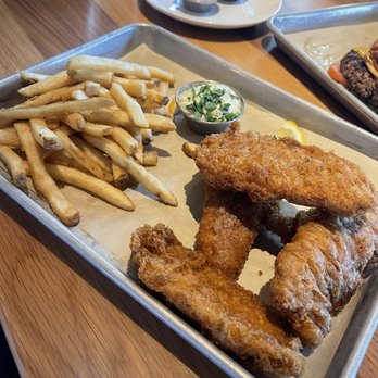 BJ's Restaurant & Brewhouse - Breweries Near Me - Las Vegas, Nevada