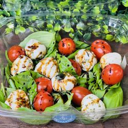 Salads2Go - Classic Caprese Salad