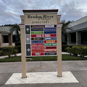 Juniors Hot Dogs - Plaza - Ice Cream & Frozen Yogurt Near Me - East Bradenton, Florida Juniors Hot Dogs - Plaza - Ice Cream & Frozen Yogurt Near Me - East Bradenton, Florida