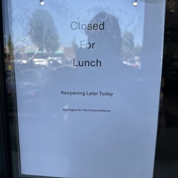 Super Supplements - Showing they are taking a lunch - Vitamins & Supplements Near Me - Vancouver, Washington Super Supplements - Showing they are taking a lunch - Vitamins & Supplements Near Me - Vancouver, Washington