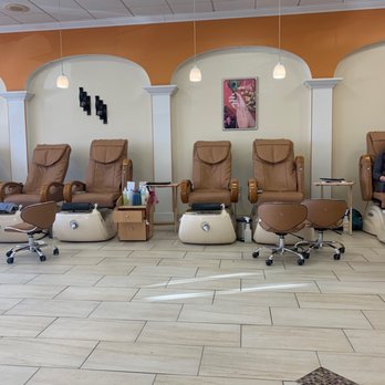 C&T Nails - Nail Salons Near Me - Topsham, Maine