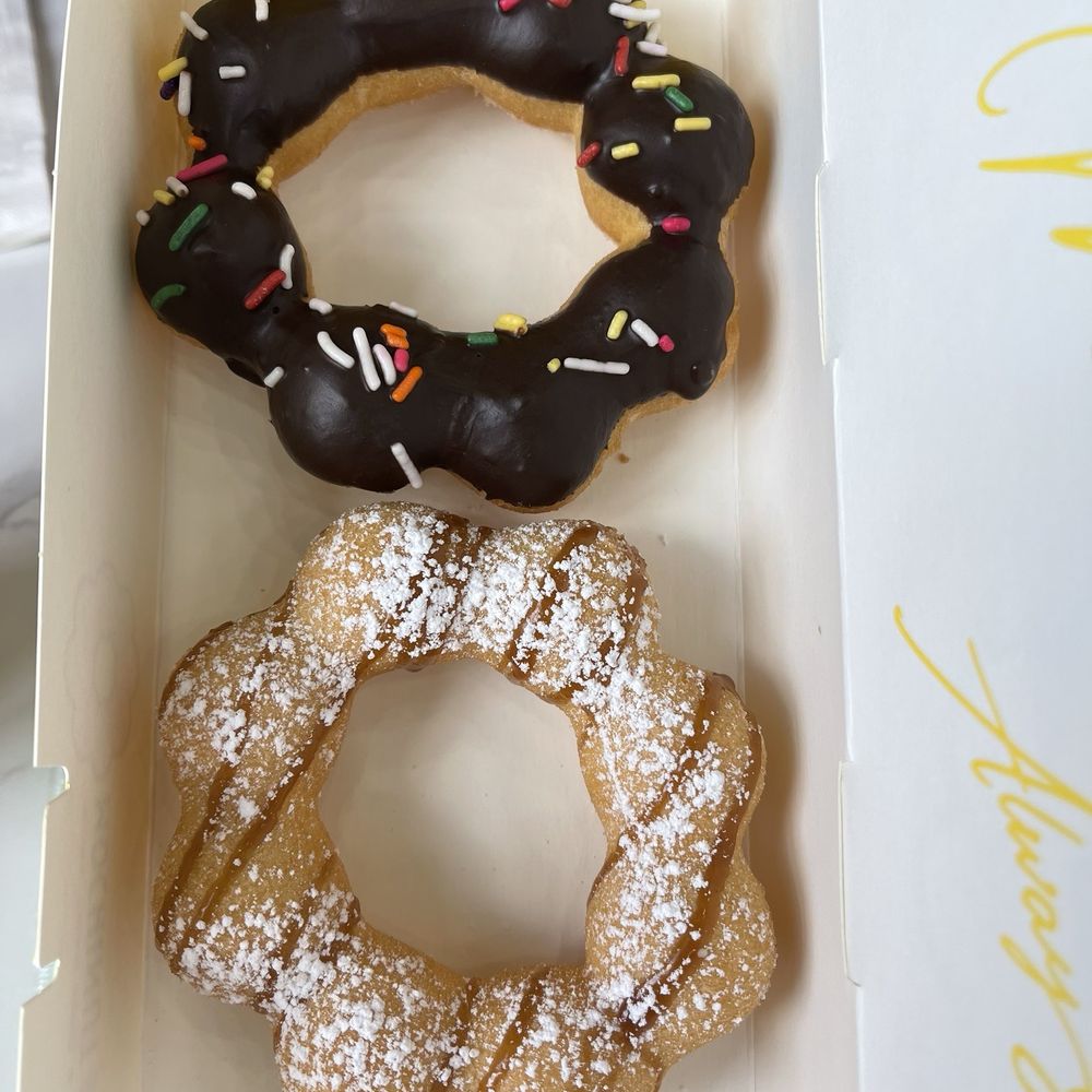 Caramel churro and dark chocolate