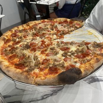 Burnt Pizzeria - Italian Near Me - Naples, Florida