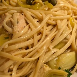 Piccolo's - Pollo Pino Pino-- chicken, artichoke hearts, banana peppers , capers in lemon white wine sauce