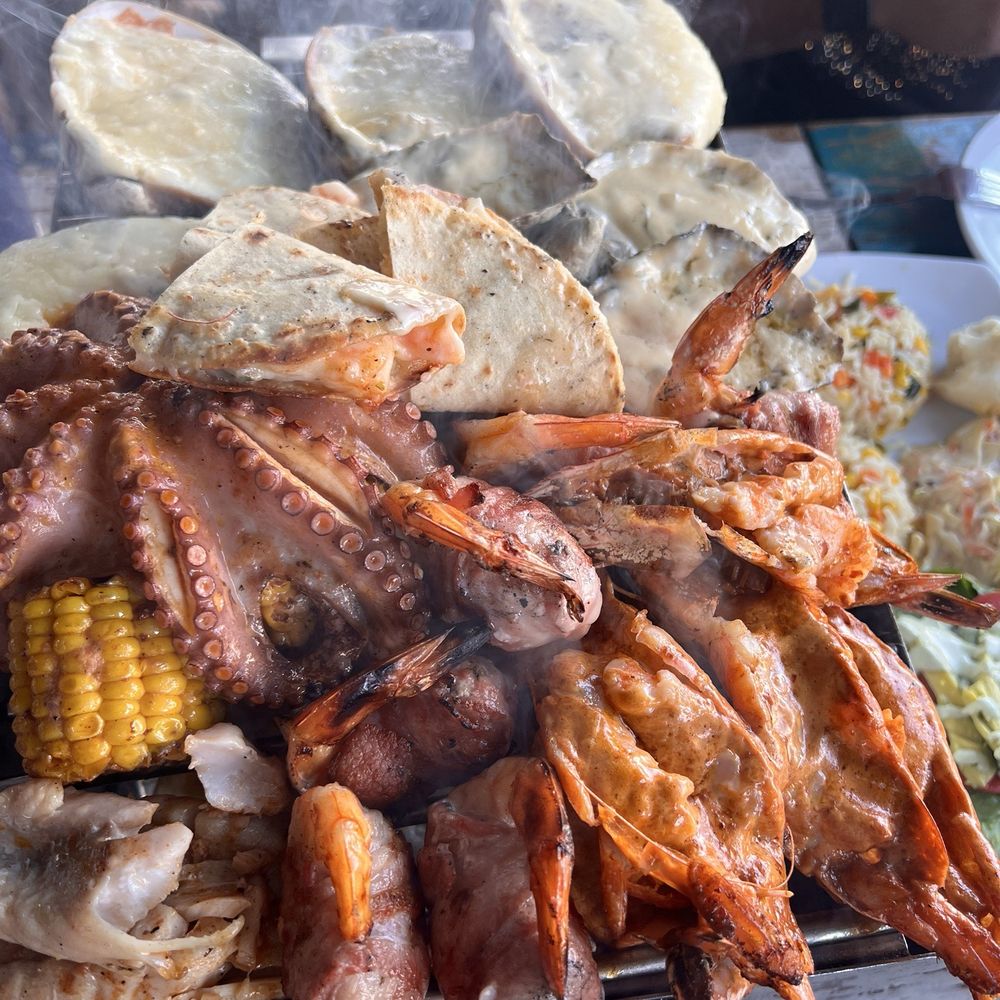El Muchacho Alegre - Seafood Near Me - Tijuana, BCN