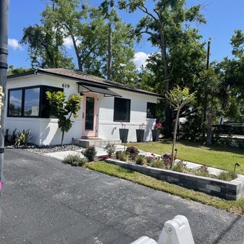 Two Chic Beautique - Cute lil spot on Thornton - Eyelash Service Near Me - Orlando, Florida Two Chic Beautique - Cute lil spot on Thornton - Eyelash Service Near Me - Orlando, Florida