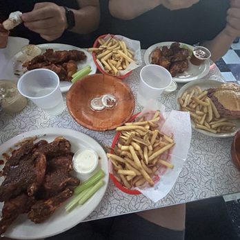 Kelly's Korner - - 3 orders of 10 wings, homemade hot - Beef on weck - 3 orders of fries - American Near Me - Buffalo, New York