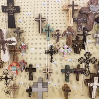 Hobby Lobby - Fabric Stores Near Me - Clackamas, Oregon