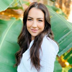 Goldleaf Lash - Hi I'm Catherine, the face behind Goldleaf Lash Co.
