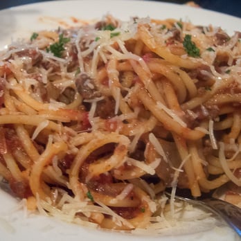 Flowing Tide Pub 4 - Spaghetti with meat sauce - Sports Bars Near Me - Sparks, Nevada Flowing Tide Pub 4 - Spaghetti with meat sauce - Sports Bars Near Me - Sparks, Nevada