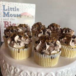 Cookie Dough Cupcake