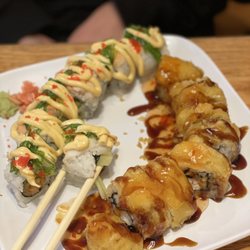 Drake's - Left: Drakes Yum Yum Roll (5/10) || Right: Crab Rangoon Roll (7/10)