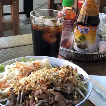 Restaurang Asien - Beef n noodles 109 Sek, plus Cola! - Vietnamese Near Me - Malmö, M