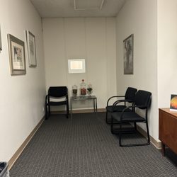 Downey Eyecare Center - Exam room