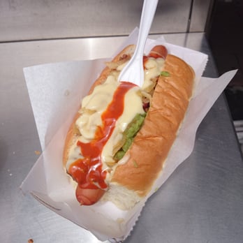 Harry's Cafe de Wheels - Woolloomooloo - Hot dog de Wheels - Hot Dogs Near Me - Woolloomooloo, NSW Harry's Cafe de Wheels - Woolloomooloo - Hot dog de Wheels - Hot Dogs Near Me - Woolloomooloo, NSW