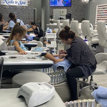 Red Persimmon Nails & Spa - The lady that took more time to paint my daughters nails then the one who did my pedicure - Nail Salons Near Me - Menifee, California