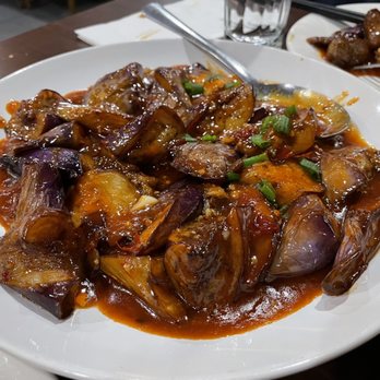 Chengdu Impression - Lincoln Park - a plate of food on a table - Szechuan Near Me - Chicago, Illinois Chengdu Impression - Lincoln Park - a plate of food on a table - Szechuan Near Me - Chicago, Illinois