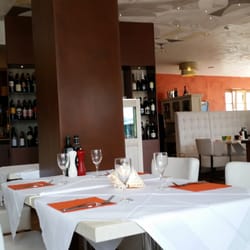 Costiera Cucina di Mare & Pizzeria - Ambiente