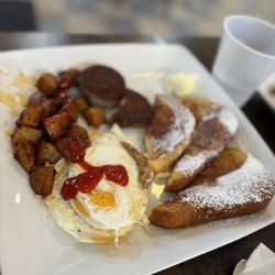 Widewater Grille - French toast - sorry we jumped into it before the picture lol