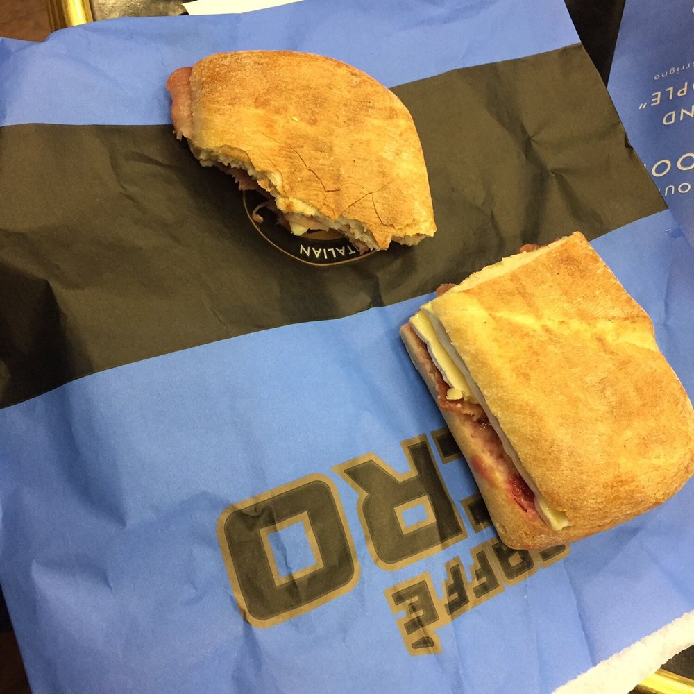 Totally delicious Turkey sandwich. Totally delicious Turkey sandwich.