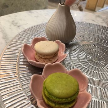 L'Artisane Creative Bakery - Single Macaron - Bakeries Near Me - Coral Gables, Florida L'Artisane Creative Bakery - Single Macaron - Bakeries Near Me - Coral Gables, Florida