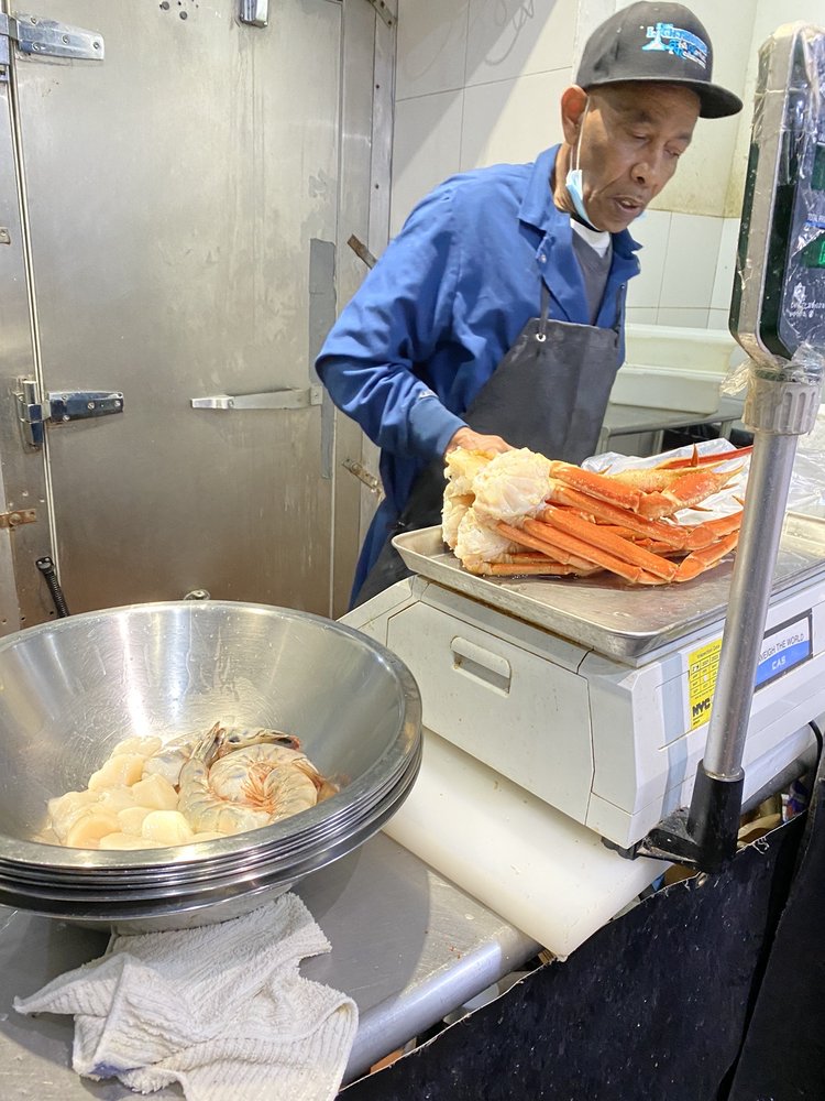 LIGHTHOUSE FISH MARKET & RESTAURANT 270 Photos & 299 Reviews 2451