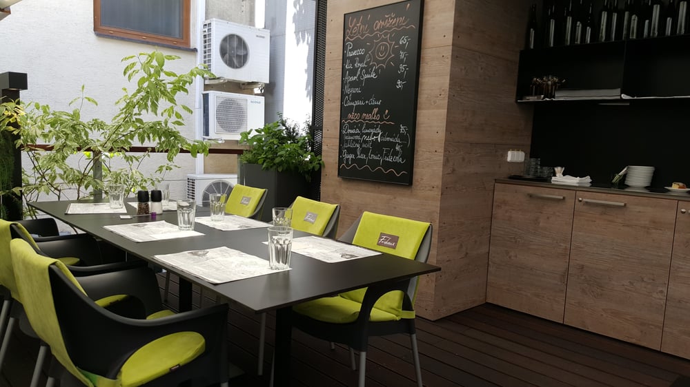 Forhaus - Wine & Restaurant