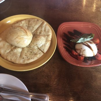 Santiago's Bodega - Mozzarella Burrata - Tapas Bars Near Me - Key West, Florida Santiago's Bodega - Mozzarella Burrata - Tapas Bars Near Me - Key West, Florida
