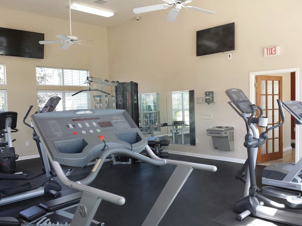 BRIDLE CREEK APARTMENTS 10 Photos 3800 Nicholasville Rd, Lexington