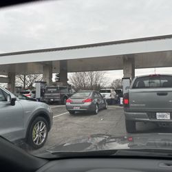 Costco Gas - Long lines at 2pm!?!