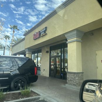 Habit Burger & Grill - Habit Granada Hills - Burgers Near Me - Granada Hills, California
