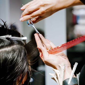 Suki's Salons - Precision Haircuts - Hair Salons Near Me - Surrey, British Columbia Suki's Salons - Precision Haircuts - Hair Salons Near Me - Surrey, British Columbia