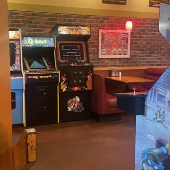 Shakey's Pizza Parlor - Gaming - Pizza Near Me - Oroville, California Shakey's Pizza Parlor - Gaming - Pizza Near Me - Oroville, California