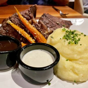 Bellamy's Restaurant - Prime rib Monday - New American Near Me - Escondido, California Bellamy's Restaurant - Prime rib Monday - New American Near Me - Escondido, California