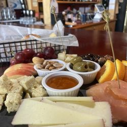 Cork & Cow - The class is cheese plate