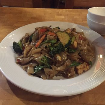 Simply Thai - Pad kee mao - Thai Near Me - Newark, California