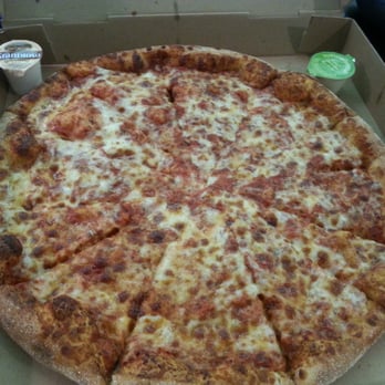 Assante's Pizza - Nice browning, good sauce, overall good pizza. Sauces are not a brand I like but to each his own, can't hold it against them. - Pizza Near Me - Richmond, Virginia Assante's Pizza - Nice browning, good sauce, overall good pizza. Sauces are not a brand I like but to each his own, can't hold it against them. - Pizza Near Me - Richmond, Virginia