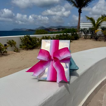 On The Roll Wrapping - Gift Shops Near Me On The Roll Wrapping - Gift Shops Near Me
