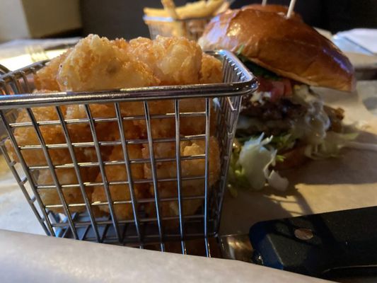 Brick House Tavern + Tap by null