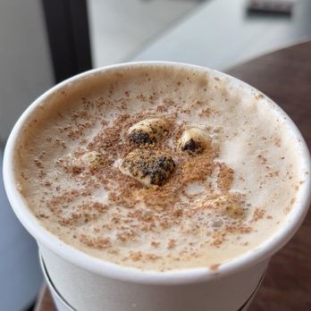 Layla & Ringo's - Smores latte - Coffee & Tea Near Me - Chicago, Illinois Layla & Ringo's - Smores latte - Coffee & Tea Near Me - Chicago, Illinois