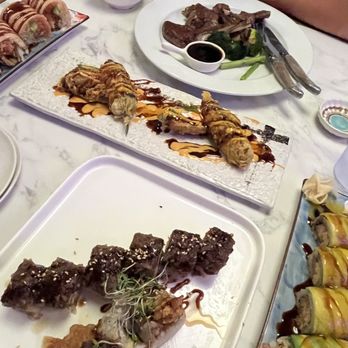 Moonga Asian Bistro - Lamp Chops, Black Angel Roll, Jalapeño poppers, Spider-Man Roll - Asian Fusion Near Me - Kaneohe, Hawaii