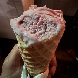 Strawberry Coconut Water sherbet I would recommend 10/10! Strawberry Coconut Water sherbet I would recommend 10/10!