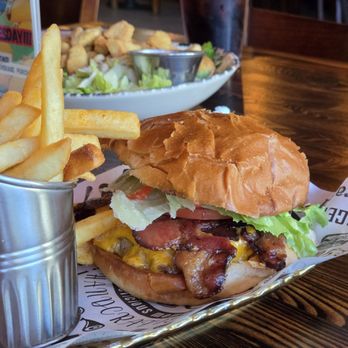 Hop Junction - Burgers Near Me - Sacramento, California