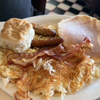 Moonlite Diner - The Hungry Man. - Diners Near Me - Hollywood, Florida Moonlite Diner - The Hungry Man. - Diners Near Me - Hollywood, Florida