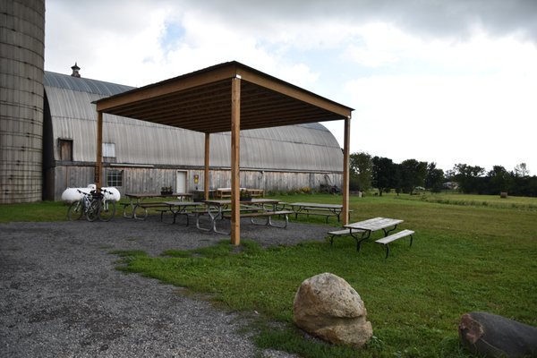 Hinterland Wine Company by null