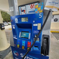 Nob Hill Mobil